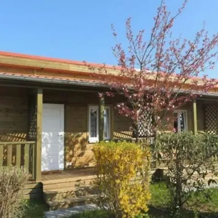 Кемпинг Domaine Des Epinettes 2*