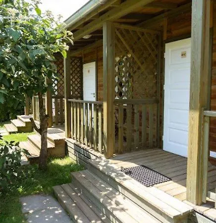 Domaine Des Epinettes Кемпинг Saint-Romain-de-Jalionas